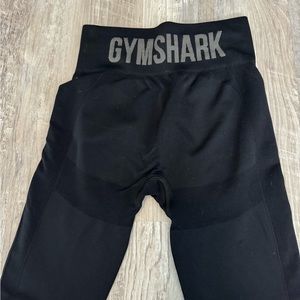 Gym shark black leggings
